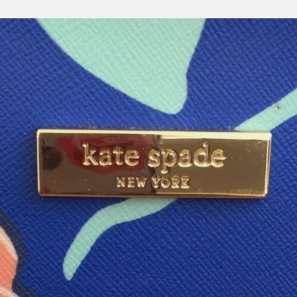 kate spade Jules Newbury Lane Cherry Floral Printed Vinyl Tote **NEW WITH TAGS** - Picture 7 of 12